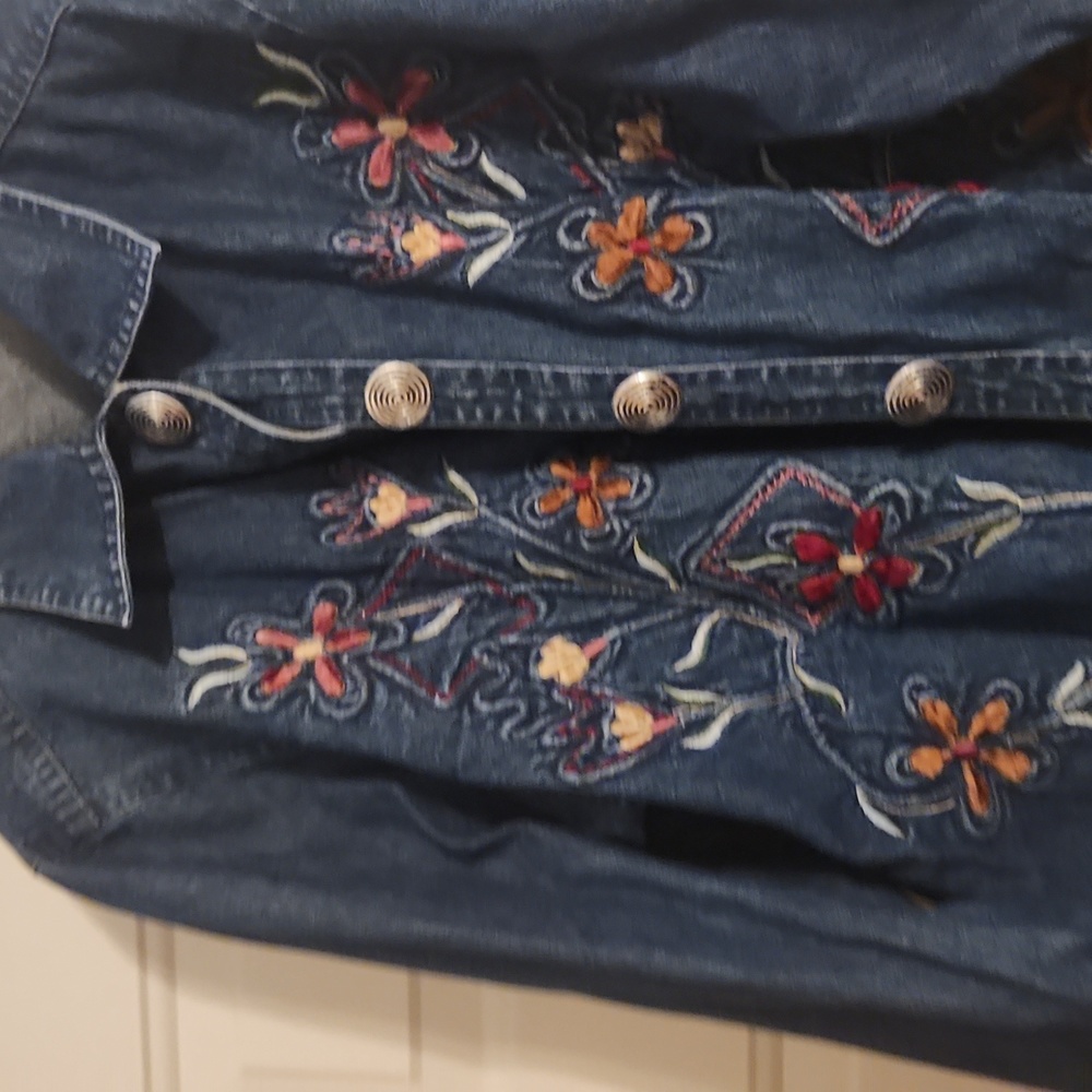 Designer jean jacket - Picture 2 of 3